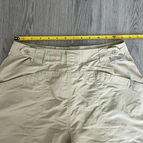Women’s Hiking Shorts Royal Robbins Size 6 Nylon Utility Travel Outdoor Pockets - Picture 3 of 8